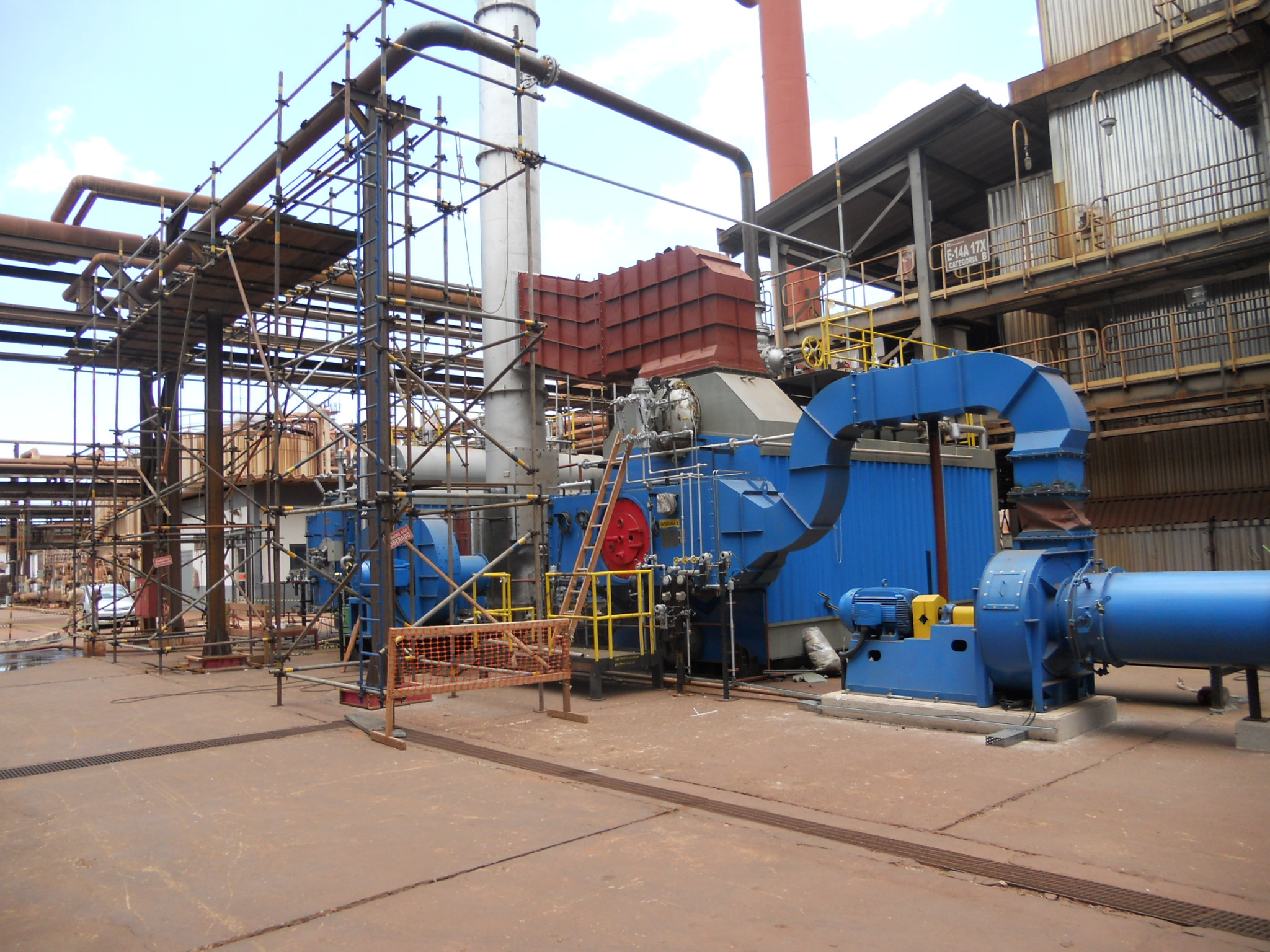 Caldera vertical de vapor eléctrica instalada en Brasil-Caldera de  calefacción eléctri-casos-Henan Province Sitong Boiler Co., Ltd.